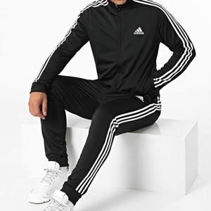 Bộ quần áo thể thao Adidas DV2448