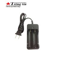 Bộ Sạc Pin 2 Viên 18650