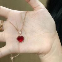 [Bộ sưu tập 5.4.000 người] Rượu vang ngọt ngào < Và chúng tôi khiêu vũ Lãng mạn Tính khí nhẹ nhàng Trái tim tình yêu màu đỏ Vòng cổ tinh tế Quà tặng nữ