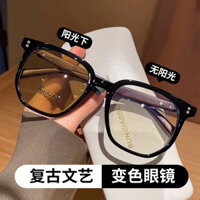 ✨Bộ sưu tập người 1823 Khung đen cổ điển Kính cận thị đổi màu dành cho nữ Thiết bị mặt trơn có giá trị cao Chống ánh sáng xanh Kính trơn Kính râm nam hợp thời trang 25.3.