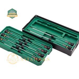 Bộ tô vít hoa thị điện tử 7 cây Sata 09-315 (Xanh)
