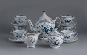 Bộ trà 1.3L Hoàng Cung Lạc Hồng 01134020803 Minh Long