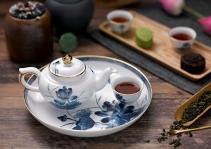 Bộ trà Minh Long Jasmine Sen Vàng -  0.35L