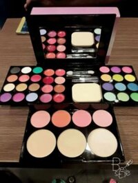 Bộ trang điểm ADS