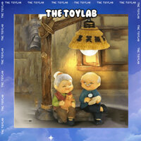 Bộ tượng đôi Ông Bà ngồi trang trí bàn làm việc, decor bàn học, kệ tủ, giá sách, làm quà tặng TOYLAB