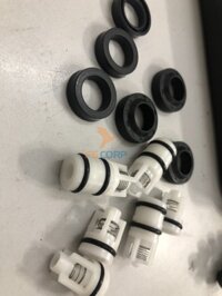 Bộ van 1 chiều và phốt của máy phun