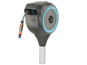 Bộ vòi tưới cắm đất dây cuốn tự động 15 mét Gardena 18604-20