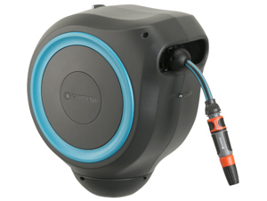 Bộ vòi tưới treo tường dây cuốn tự động 15m Gardena 18600-20