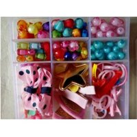 Bộ xâu vòng hạt cườm kèm phụ kiện tóc cho bé