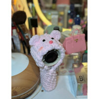 Bọc bảo vệ quạt Goojodoq (nút bấm) bằng len hình bé heo 🐽