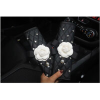 Bọc dây an toàn/Sealbelt xe hơi đính đá Thiên nga/Chan.el