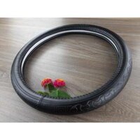 Bọc vô lăng cao cấp Macsim mã L620mới chất liệu da thật - Khâu tay 100 size M phù hợp các loại xe - Mầu đen