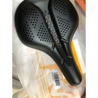 Bọc yên cao su Westbiking mã 217B cho xe đạp