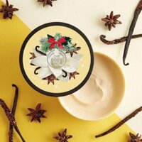 Body butter Vanilla Chai của the body shop.