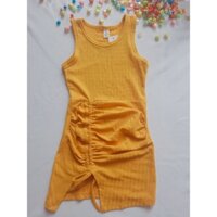 Body vàng thắt eo