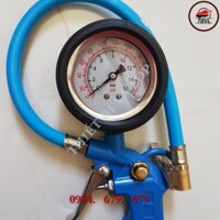 Bơm lốp ô tô, xe máy ,Đồng hồ đo áp suất lốp xe có dầu giá tốt