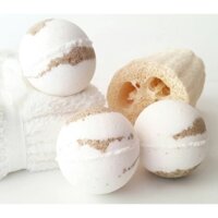 Bom tắm Vanilla (Vanilla bath bomb)