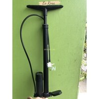 Bơm xe bằng tay có cả bình và đồng hồ áp suất, tặng đầu bơm bóng đá, bóng bay