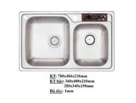 Bồn rửa chén inox 2 ngăn MOEN 22163