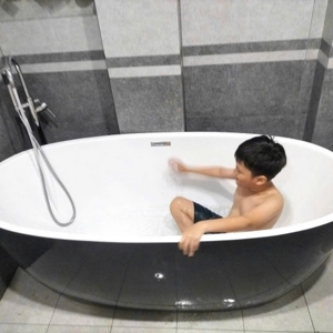 Bồn tắm góc BT14