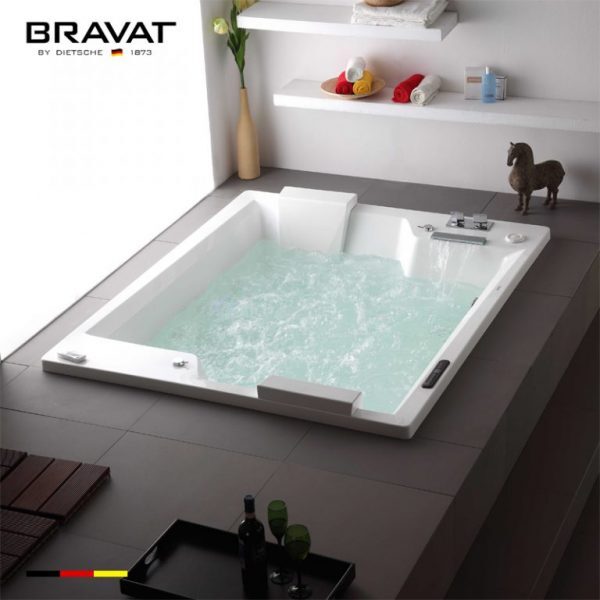 Bồn tắm massage Bravat B25823DW-8W