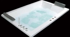 Bồn tắm massage có chân yếm Caesar MT7180L
