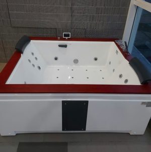 Bồn tắm massage Gemy G9052