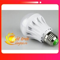 Bóng đèn LED 7W đui xoáy điều khiển từ xa hồng ngoại