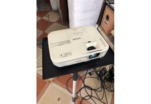 Bóng đèn máy chiếu Epson EB-X11
