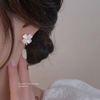 Bông Tai Bạc Sterling Cỏ Bốn Lá 2025 Bông Tai Hoa Niche Thiết Kế Ánh Sáng Sang Trọng Retro Cao Cấp Bông Tai Nữ