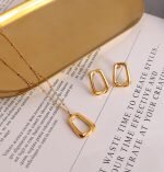 Bông Tai Hoặc Dây Chuyền Hình Học Cá Tính Titan Ko Han Rỉ TT 3970