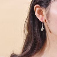 Bông tai pyrit tự nhiên S925 lủng lẳng nữ phong cách dễ thương thu hút sự giàu có đá may mắn khoảng 15mm