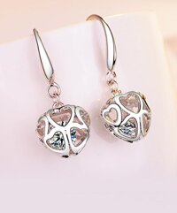 Bông tai trái tim lồng đá BHBT362