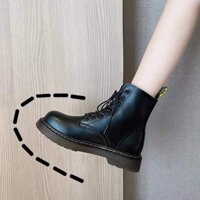 Boot nữ trả khách
