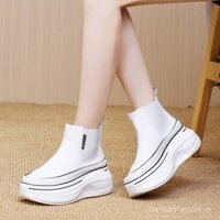 Bốt độn cao da thật bốt ống khói đế dày bánh bông lan thân hình nhỏ học sinh Dễ phối mẫu mới mùa thu 2024 nữ Bốt ngắn