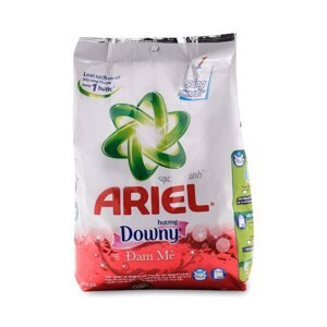 Bột giặt Ariel Hương Downy Đam Mê 650g
