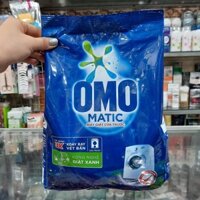 Bột giặt OMO Matic 3X xoáy bay vết bẩn 2.9kg (máy giặt cửa trước)