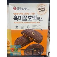Bột Làm Bánh Hoddeok Gạo Đen Mật Ong Samyang Hàn Quốc 400g / 삼양사) 흑미 꿀호떡믹스 400G