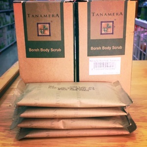 Bột nghệ thoa sau sinh Tanamera (Boreh Body Scrub)