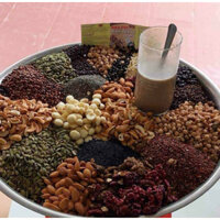 Bột ngũ cốc dinh dưỡng 22 loại hạt ( óc chó đỏ, vàng, hạnh nhân, macca, yến mạch, hạt sen,hạt điều, bí, chia,…)