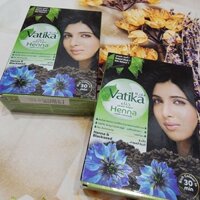 Bột nhuộm tóc thảo dược Henna Vatika Ấn Độ Hộp 6 gói