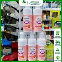 Bọt vệ sinh phụ nữ Betadine Moisturising Calendula kháng khuẩn 100ml