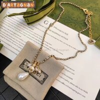 'Boutique Spot'GG Teardrop Pearl Diamond Bee Pendant Necklace Giai điệu cổ kim loại đồng mạ vàng với thép in Chất lượng cao Hàn Quốc 2023 Mới tái tạo thanh lịch Vintage Thời trang Không phai Vòng cổ nữ B940