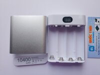 BOX SẠC DỰ PHÒNG  4 CELL VỎ NHÔM KÈM MÀN HÌNH