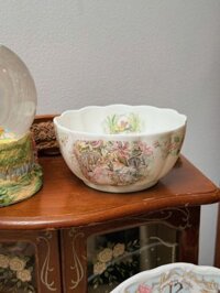 Bramly Hedge “Summer” Petal Bowl - Royal Doulton