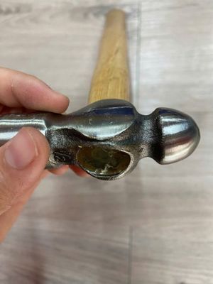 Búa bi cán gỗ Asaki AK-9536