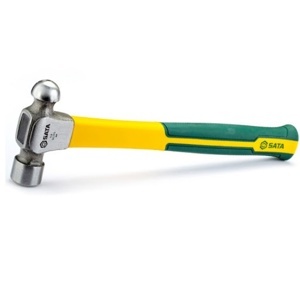 Búa cán sợi thủy tinh đầu tròn Sata 92302, 16OZ