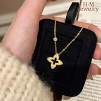 Bubufeng rỗng chải bốn lá vòng cổ cỏ ba lá retro ánh sáng sang trọng tứ giác ngôi sao xương đòn dây chuyền mặt dây chuyền nữ