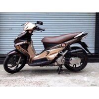 Bửng trước (ốp đèn pha) suzuki Hayate 125 đời đầu