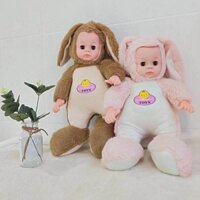 Búp bê em bé bằng bông 42cm đội mũ thỏ gấu bông đồ chơi quà tặng cho bé,biết nhắm mắt mở mắt, biết khóc biết cười cho bé